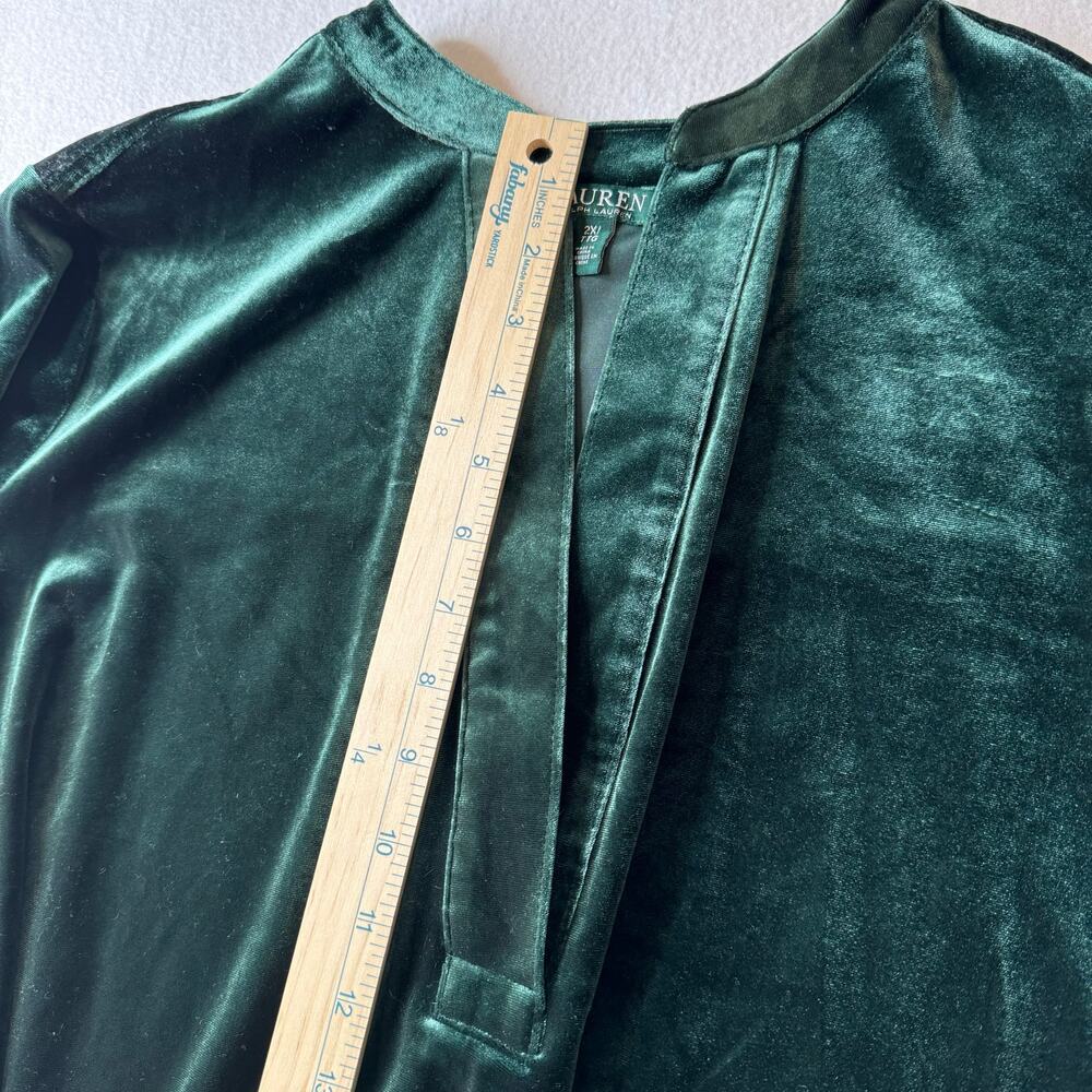 Lauren Ralph Lauren Women’s Size 2x Velour V-Neck Pull Over Shirt Emerald Green - Picture 5 of 10